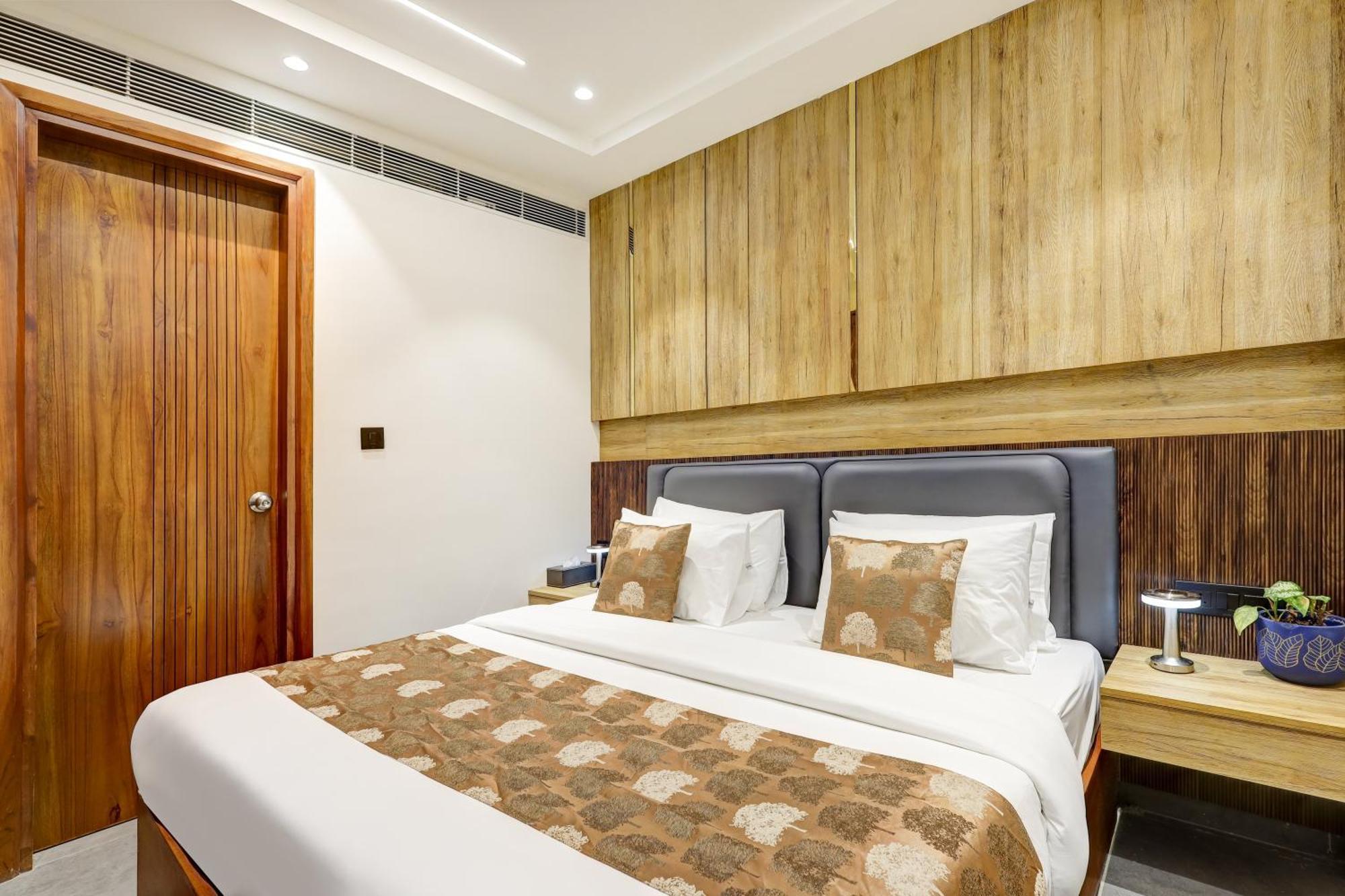 The Tyche New Delhi - Traveller'S Choice Award Winner 2025 Exterior photo