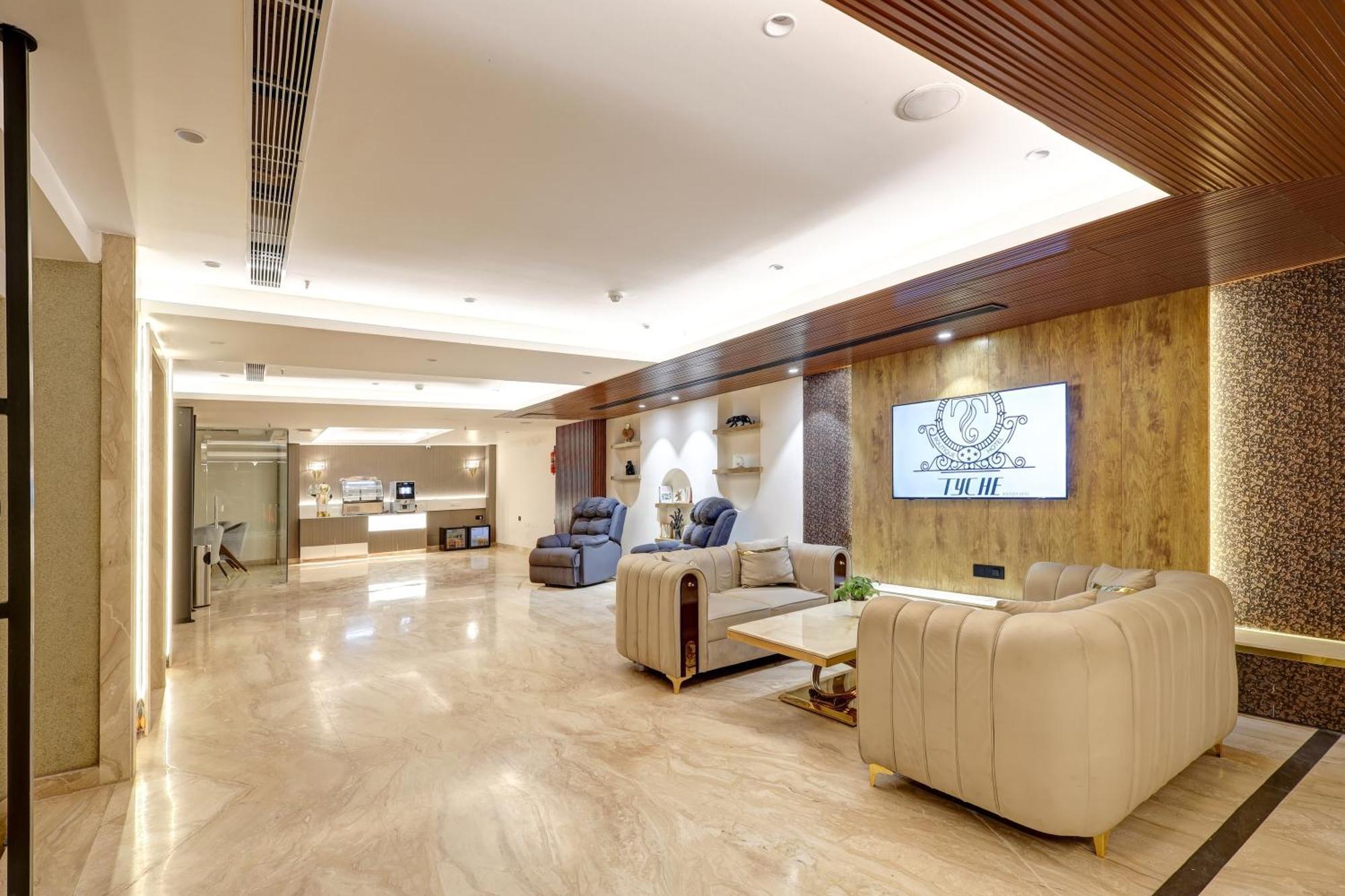 The Tyche New Delhi - Traveller'S Choice Award Winner 2025 Exterior photo