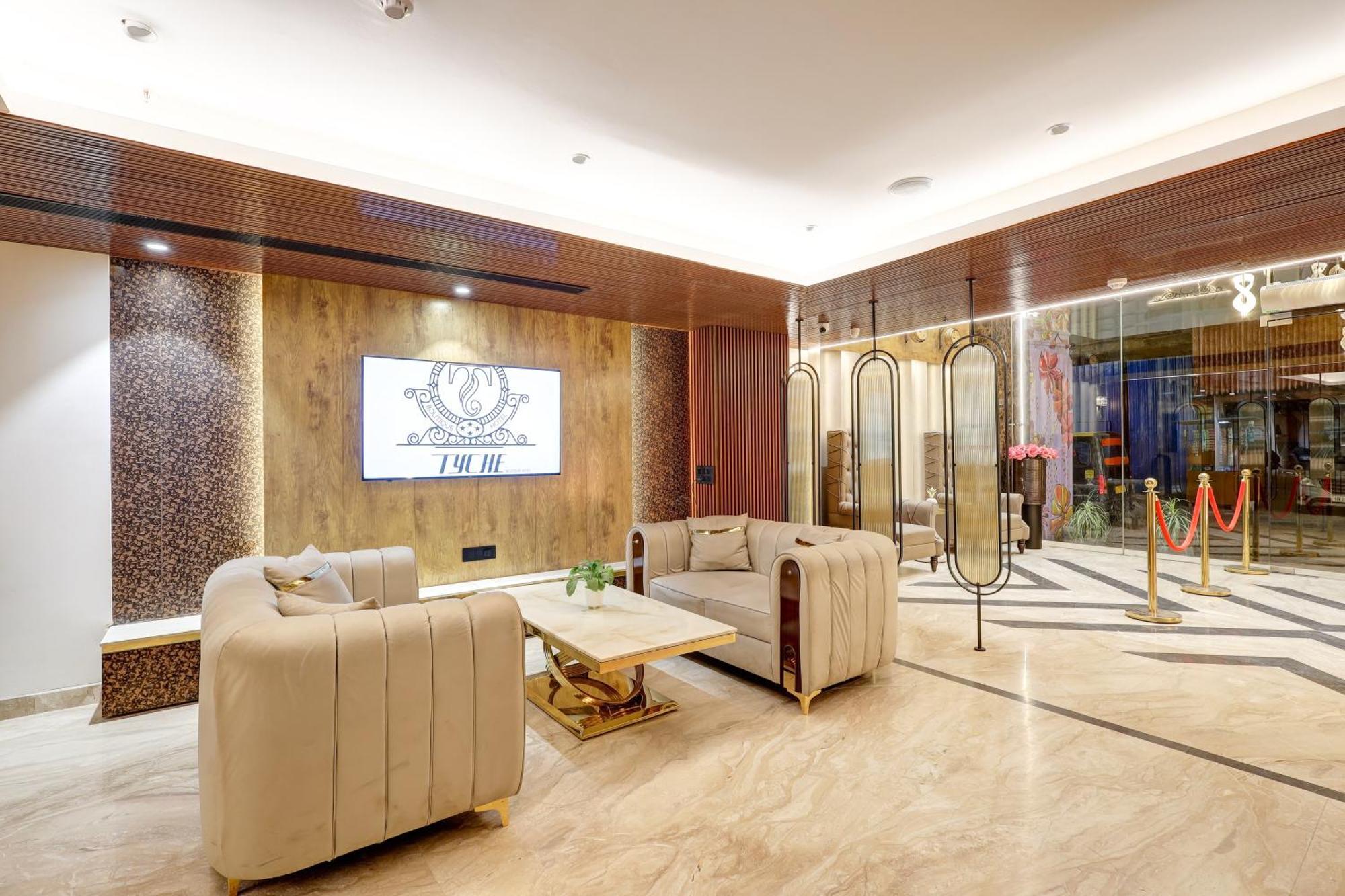 The Tyche New Delhi - Traveller'S Choice Award Winner 2025 Exterior photo