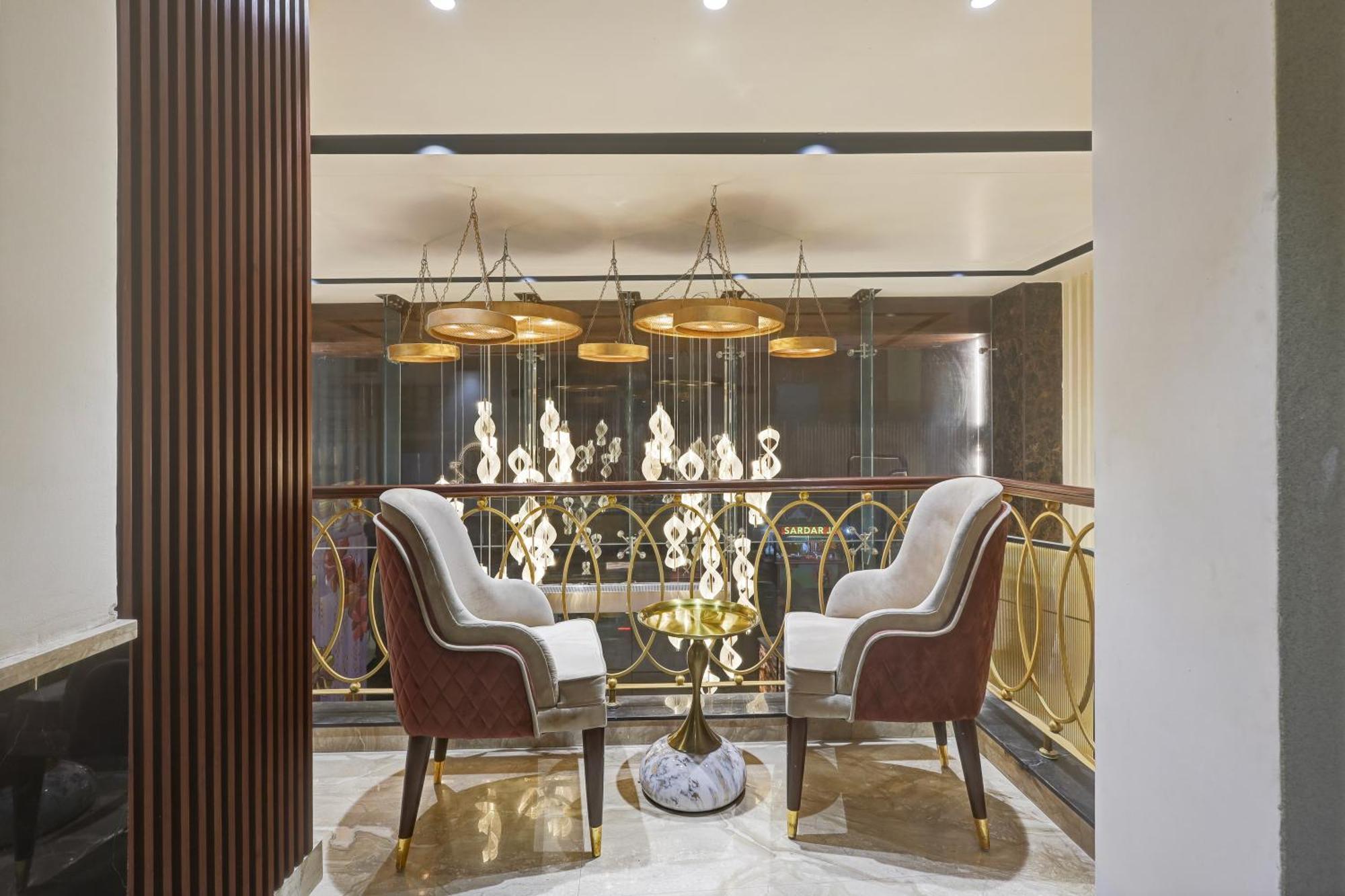 The Tyche New Delhi - Traveller'S Choice Award Winner 2025 Exterior photo