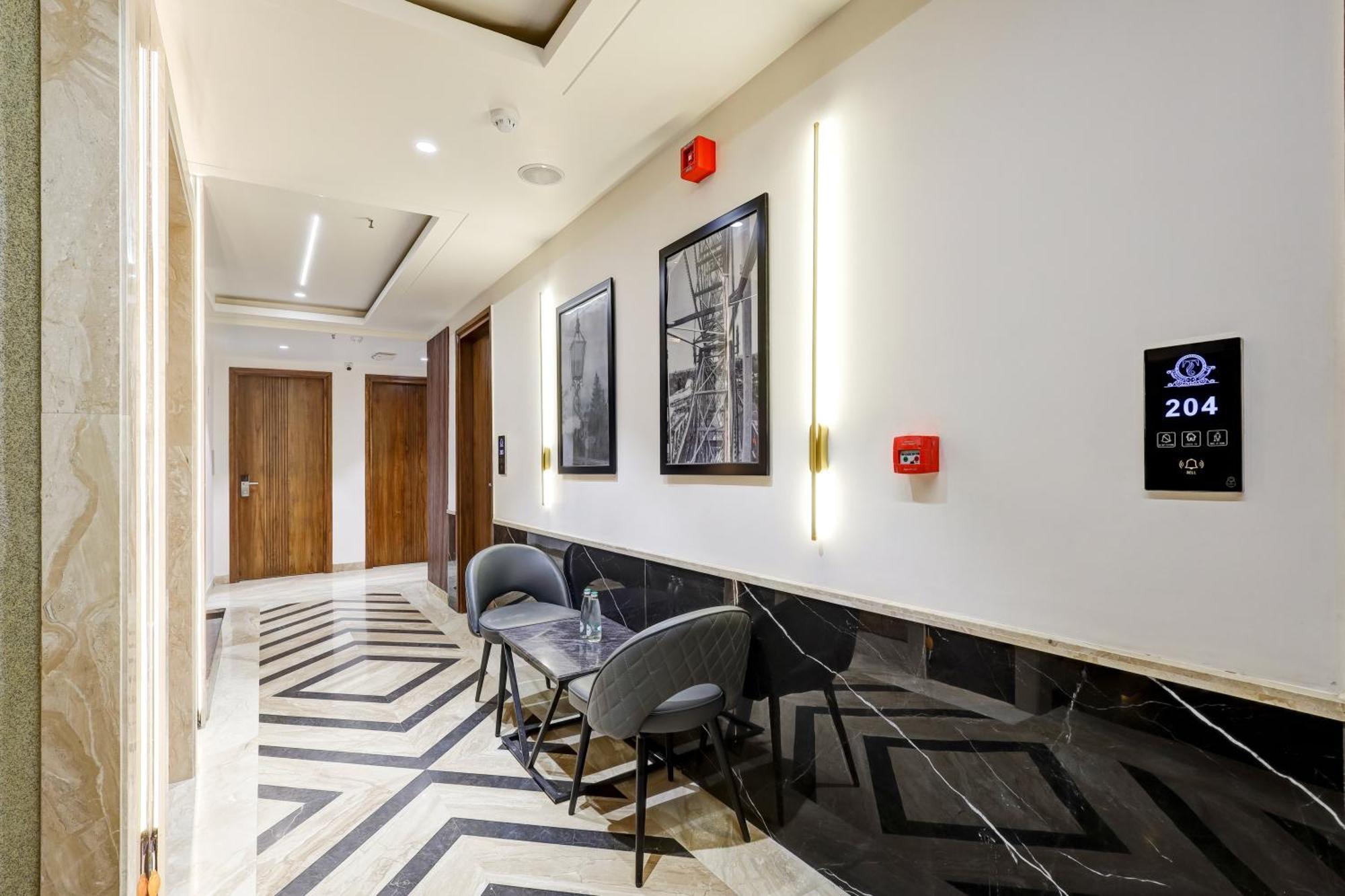 The Tyche New Delhi - Traveller'S Choice Award Winner 2025 Exterior photo