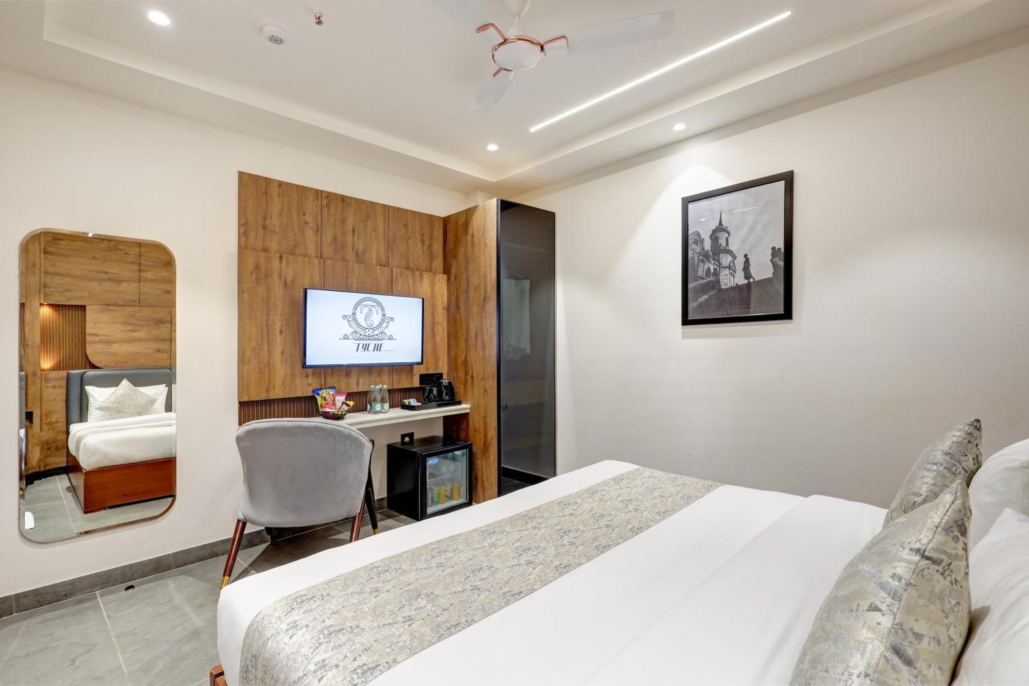 The Tyche New Delhi - Traveller'S Choice Award Winner 2025 Exterior photo