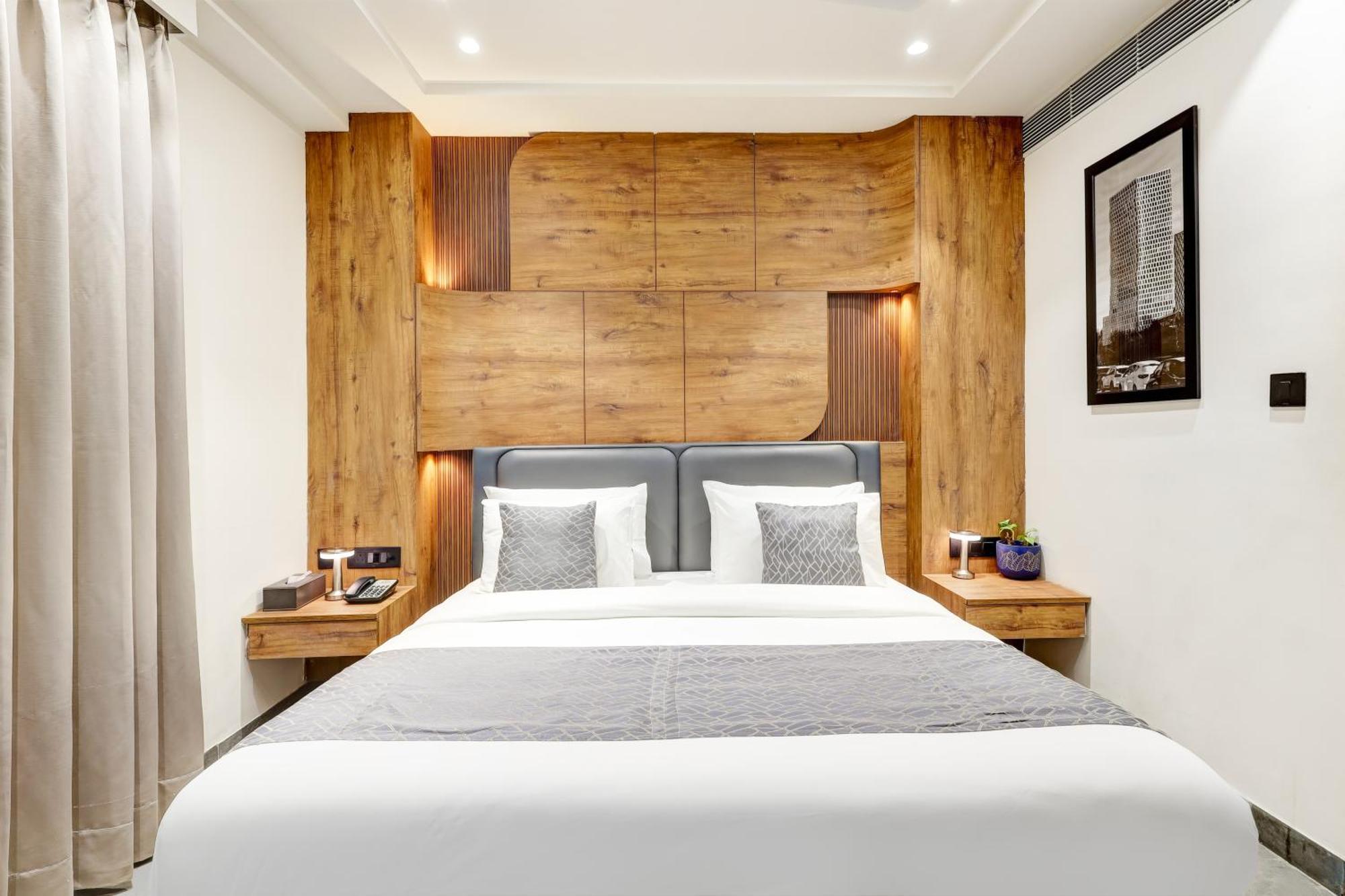 The Tyche New Delhi - Traveller'S Choice Award Winner 2025 Exterior photo